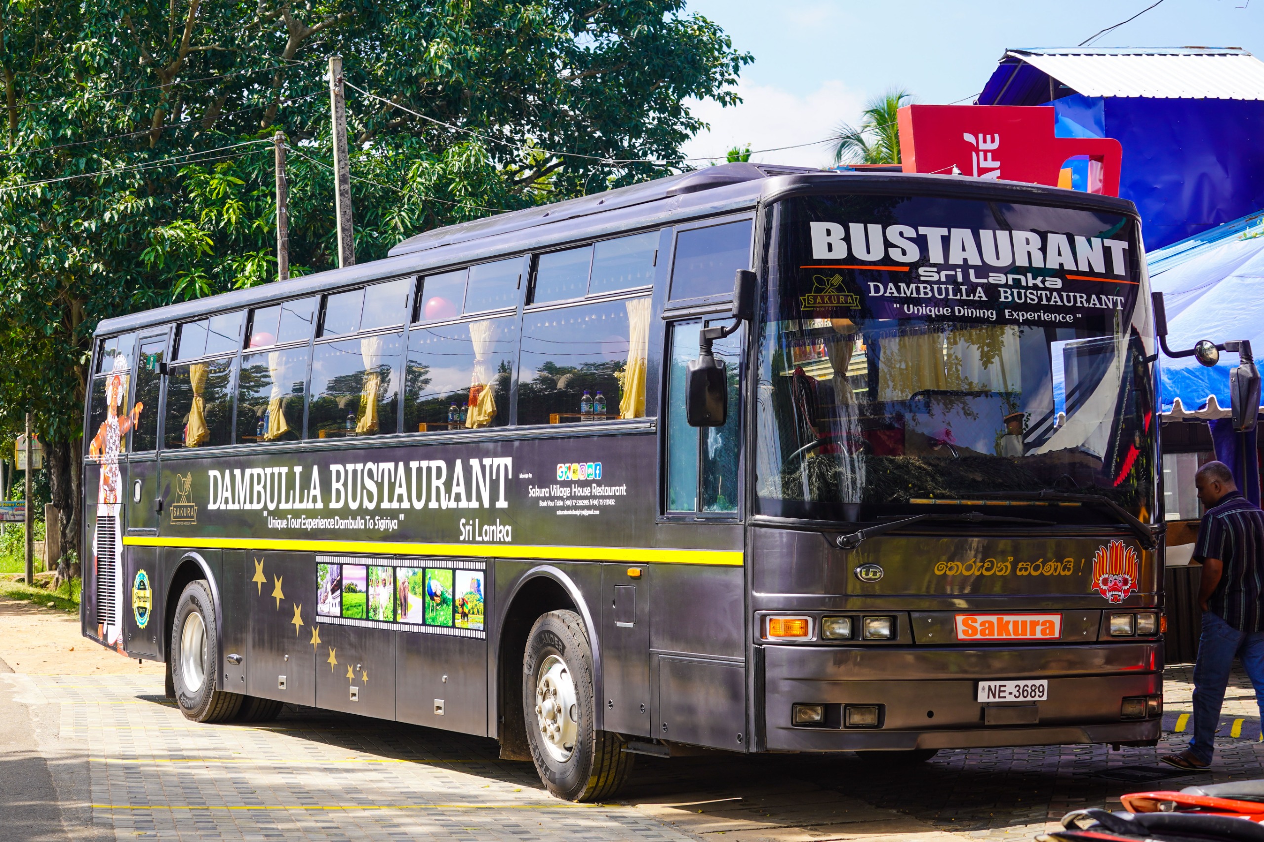 Bustaurant Sri Lanka bus restaurant in Dambulla